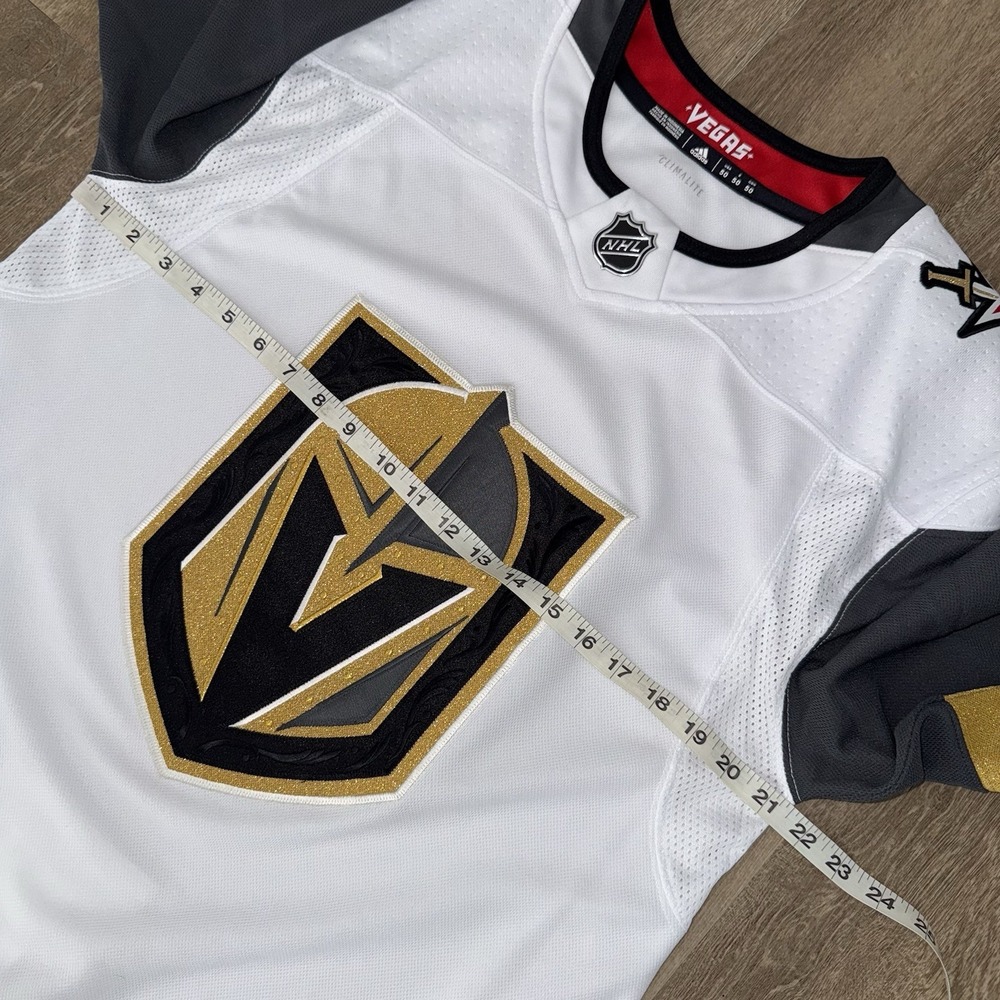 NWT Adidas Vegas Golden Knights White Away Jersey Men's 50 Authentic NHL Strap - Picture 11 of 11
